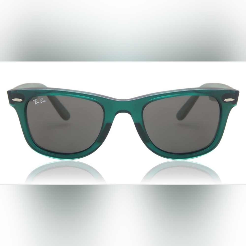 Ray Ban Original Wayfarer Colorblock Sunglasses, Green, In EUC